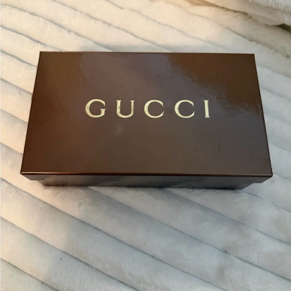 Vintage Gucci GG Supreme canvas zip around continental wallet